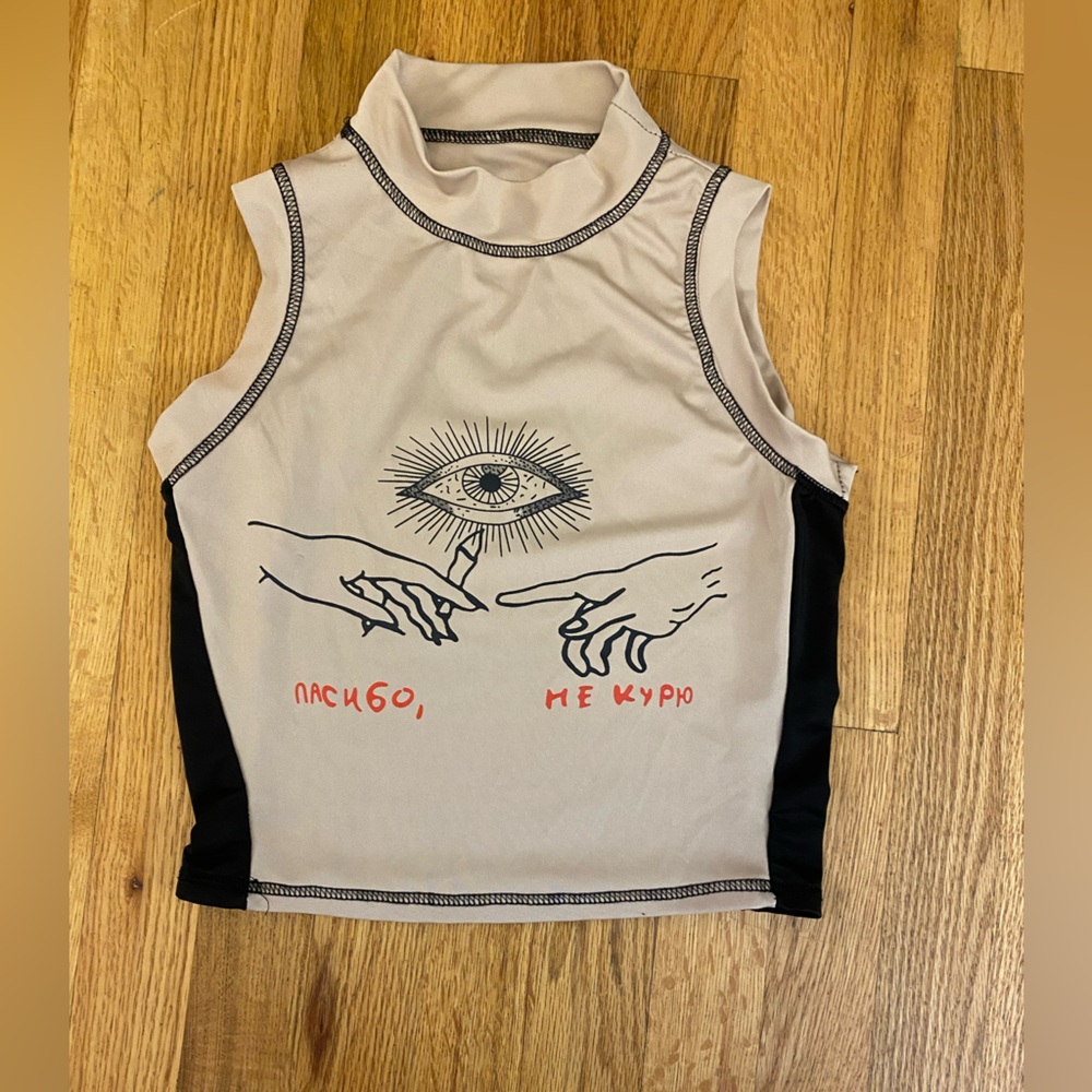 Crop top
